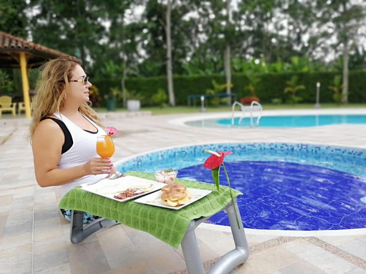 Praga Hotel Campestre Армения Экстерьер фото